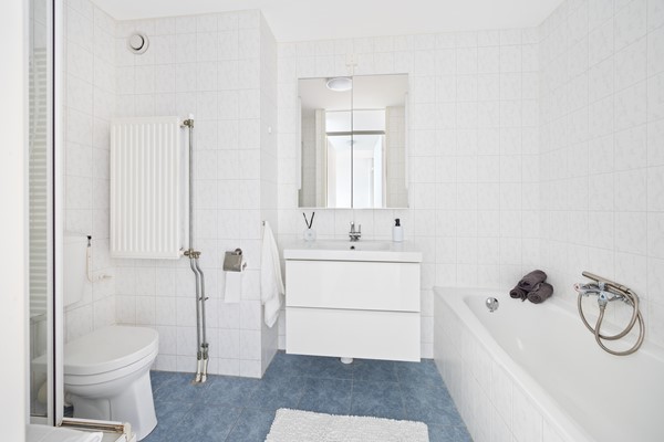 Medium property photo - Bekerstraat 67, 2492 WD Den Haag